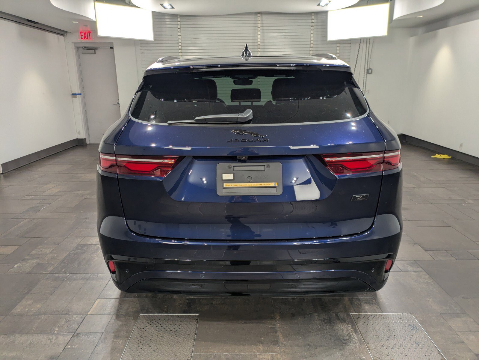 New 2026 Jaguar F-PACE R-Dynamic S image 5