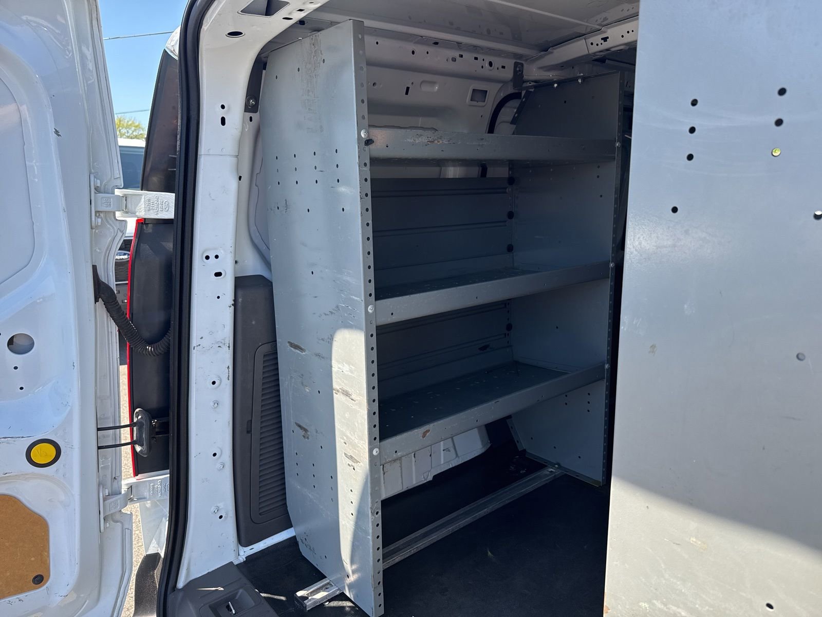 Used 2020 Ford Transit Connect XLT FWD image 9