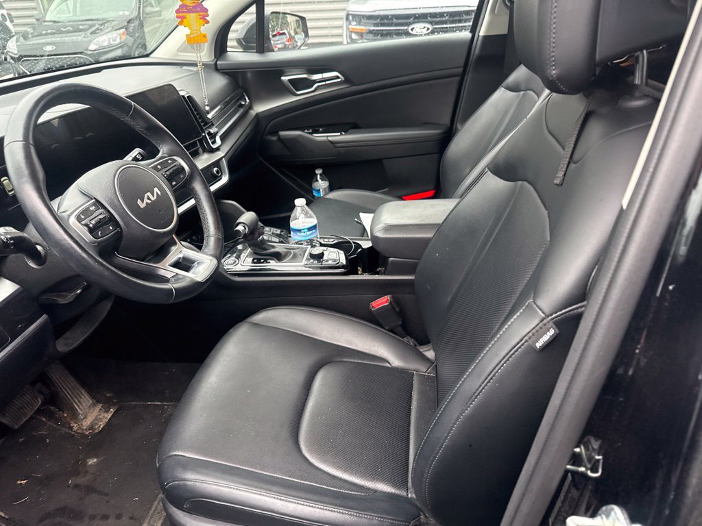 Used 2023 Kia Sportage EX AWD/4WD image 9