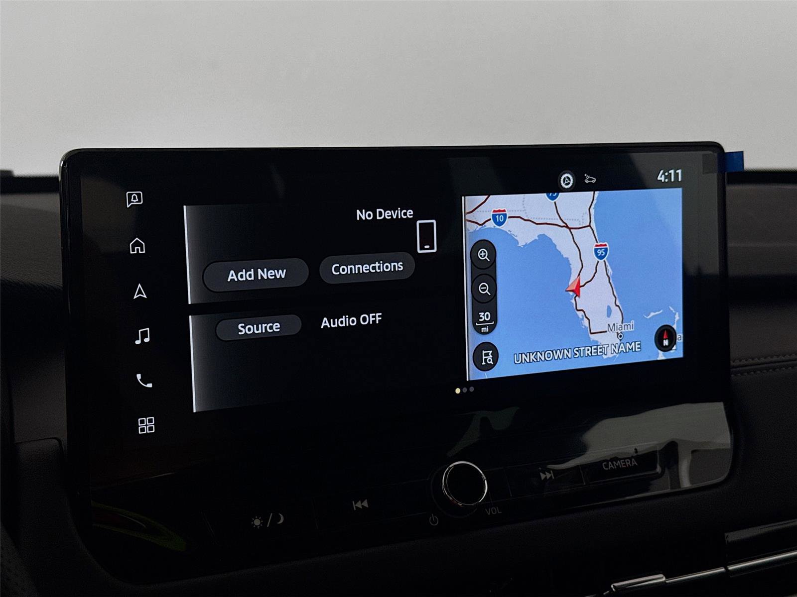 New 2026 Mitsubishi Outlander SE image 14