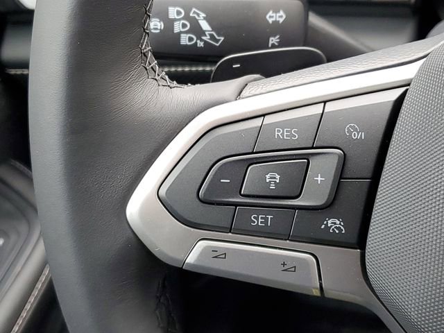 New 2026 Volkswagen Atlas Cross Sport SEL Premium R-Line image 12