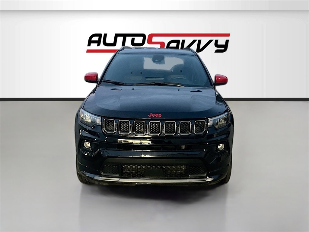 Used 2023 Jeep Compass Limited image 2