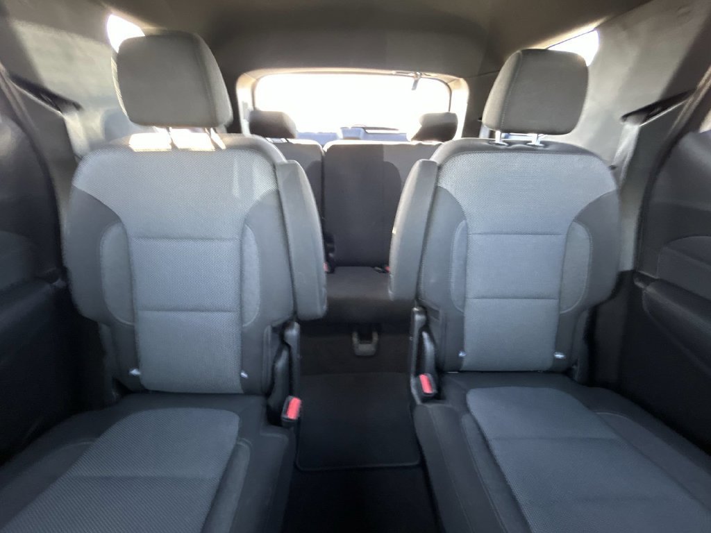 Certified 2023 Chevrolet Traverse LT FWD image 6