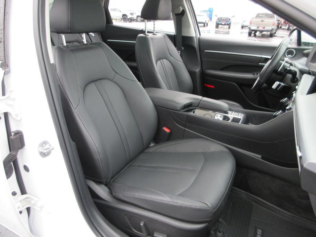 Used 2024 Hyundai Sonata Limited FWD image 23