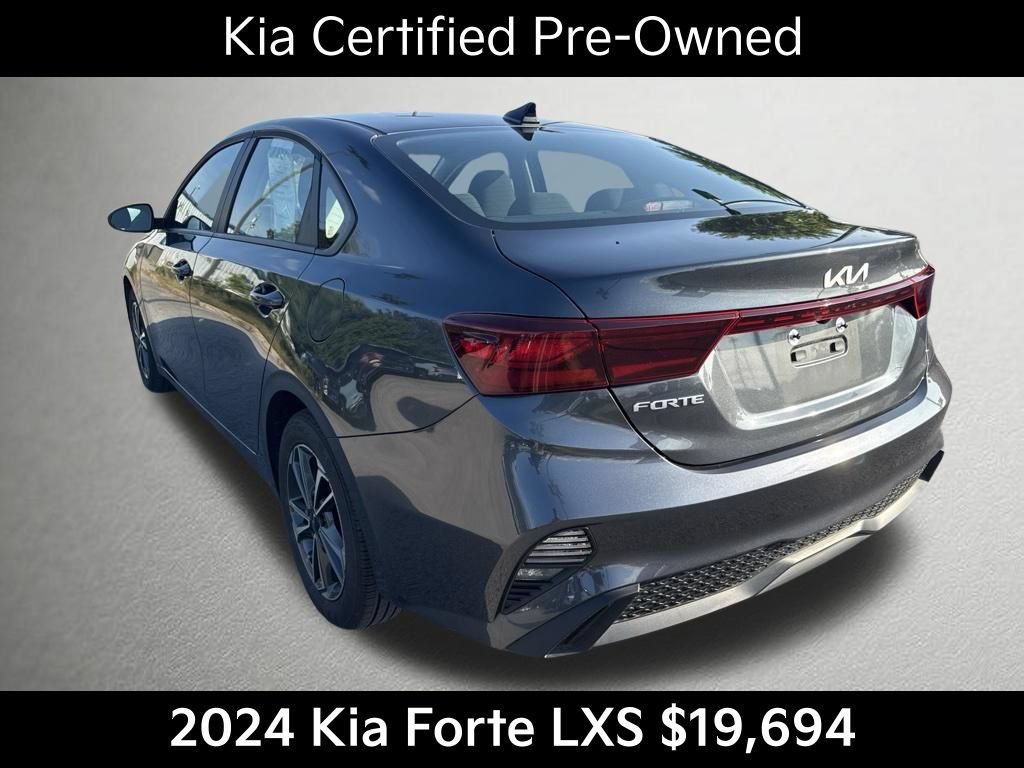Certified 2024 Kia Forte LXS FWD image 6