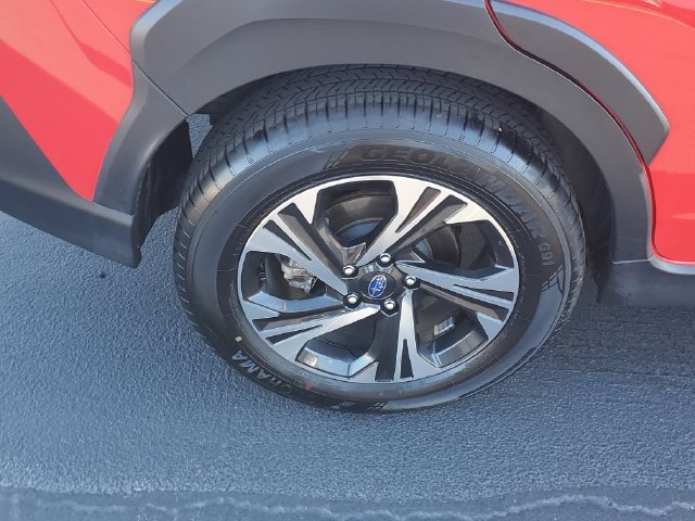 Certified 2025 Subaru Crosstrek 2.5i Premium AWD/4WD image 5