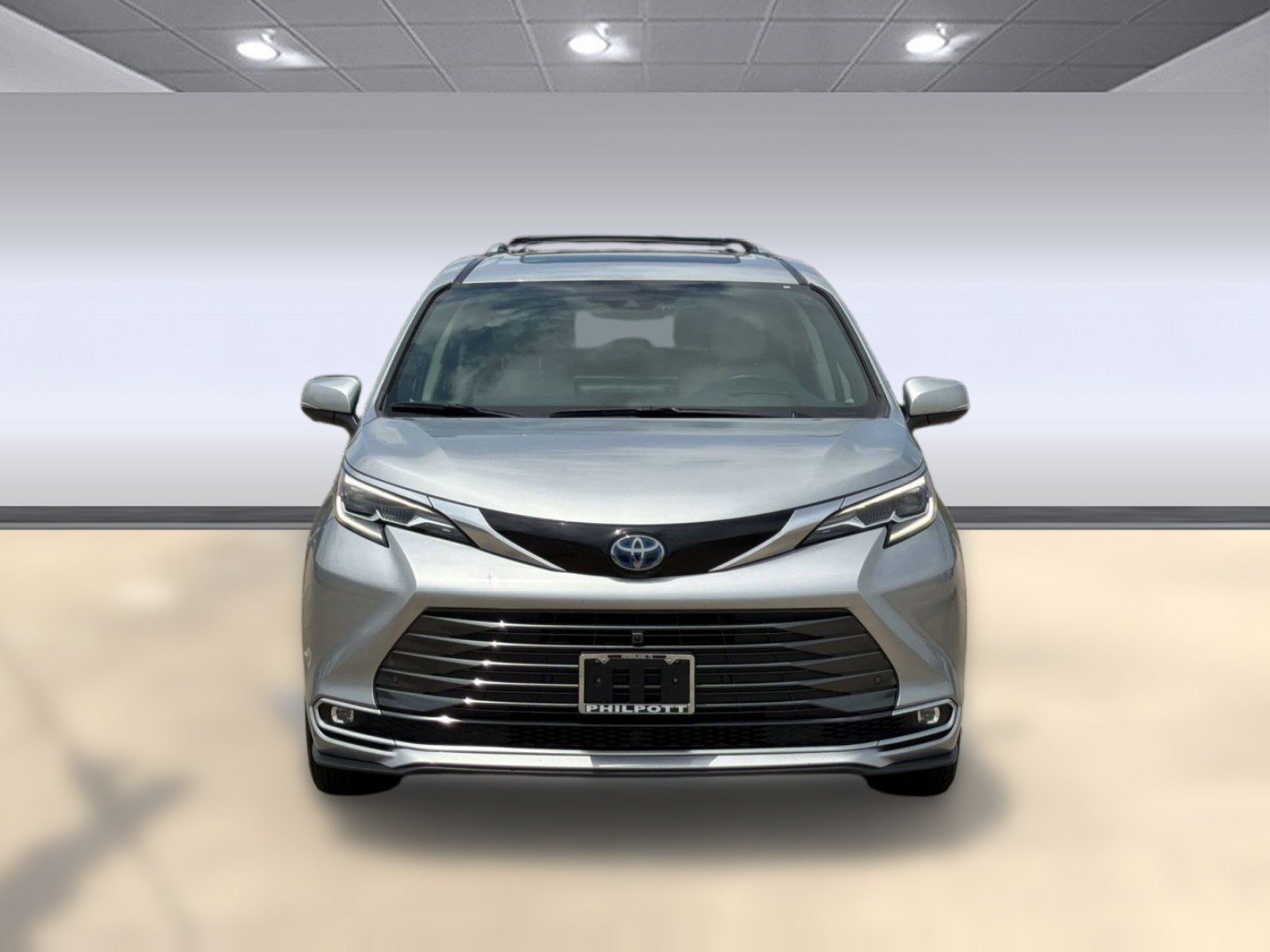 Used 2025 Toyota Sienna Platinum FWD image 5