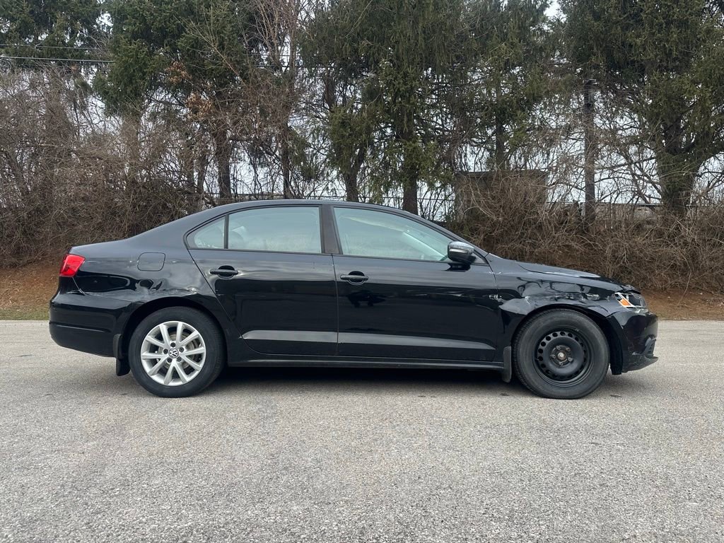 Used 2011 Volkswagen Jetta SE image 5
