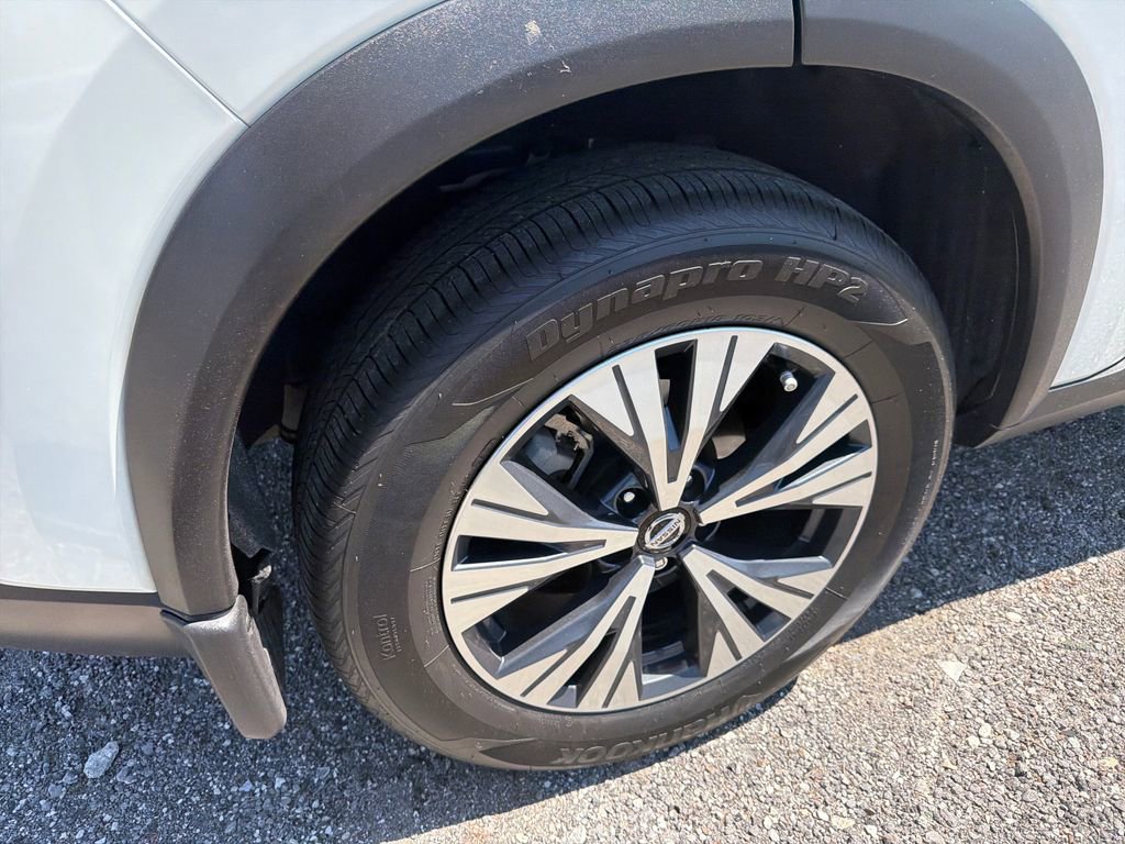 Used 2021 Nissan Rogue SV FWD image 14