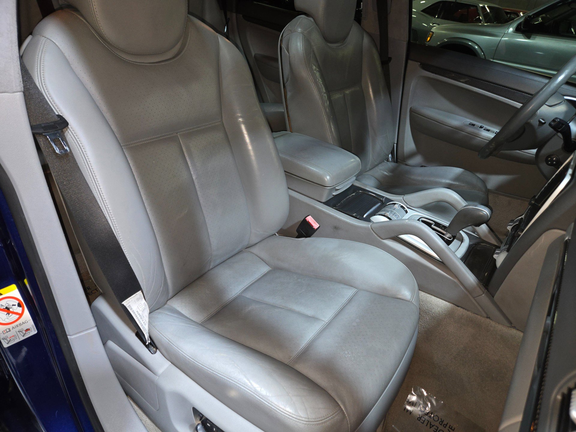 Used 2008 Porsche Cayenne Turbo AWD/4WD image 12