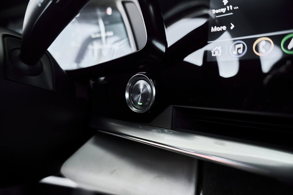 Used 2023 Chevrolet Corvette Z06 RWD image 28