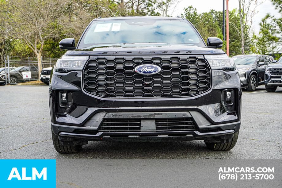 Used 2025 Ford Explorer ST-Line AWD/4WD image 9