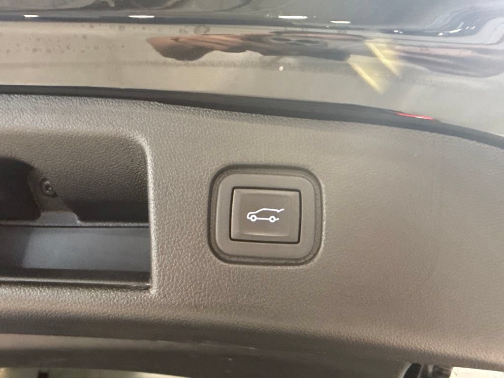 Used 2024 Chevrolet Blazer EV RS RWD image 46