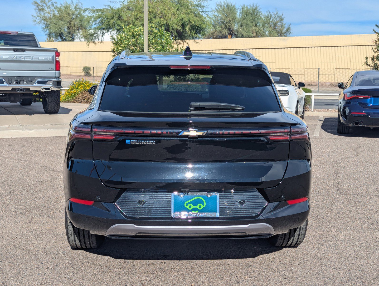 Certified 2025 Chevrolet Equinox EV LT w/ Convenience Package image 5