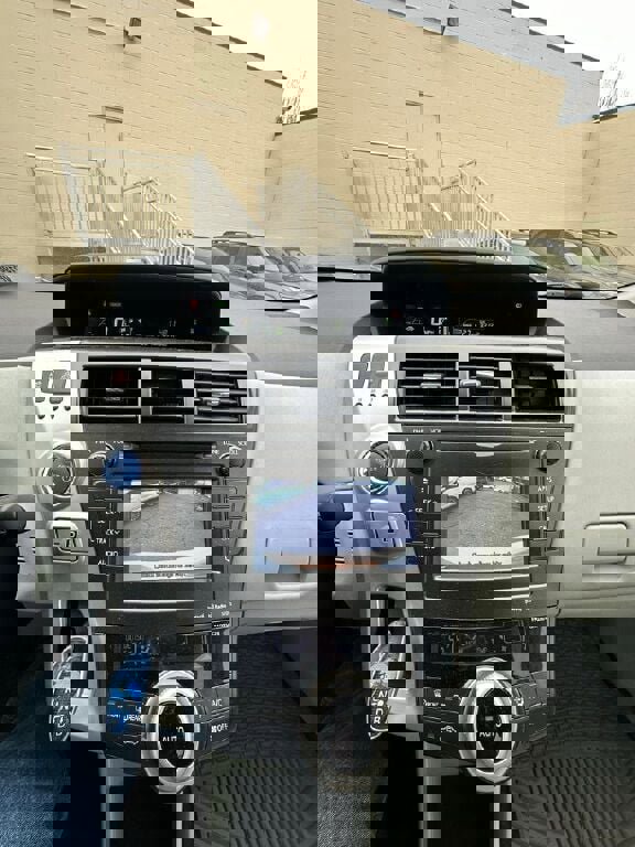 Used 2012 Toyota Prius V Five FWD image 12