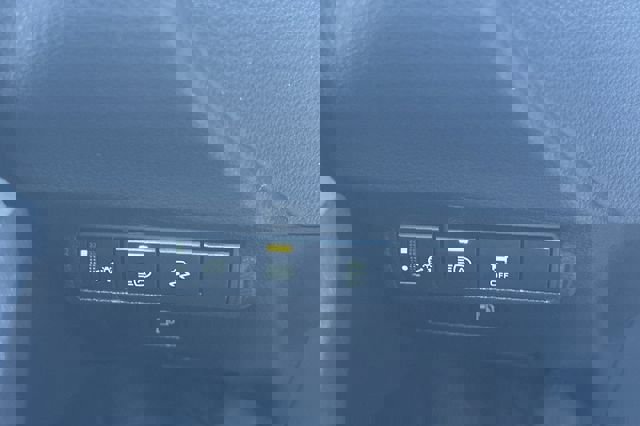 Certified 2024 Toyota Corolla Cross SE w/ Moonroof Package image 35