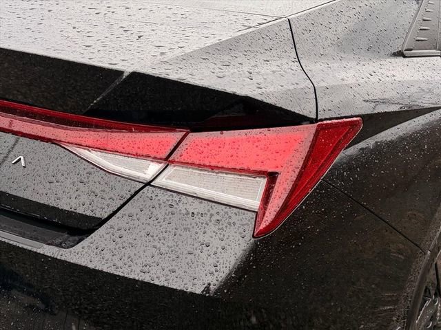 Used 2023 Hyundai Elantra SEL image 15