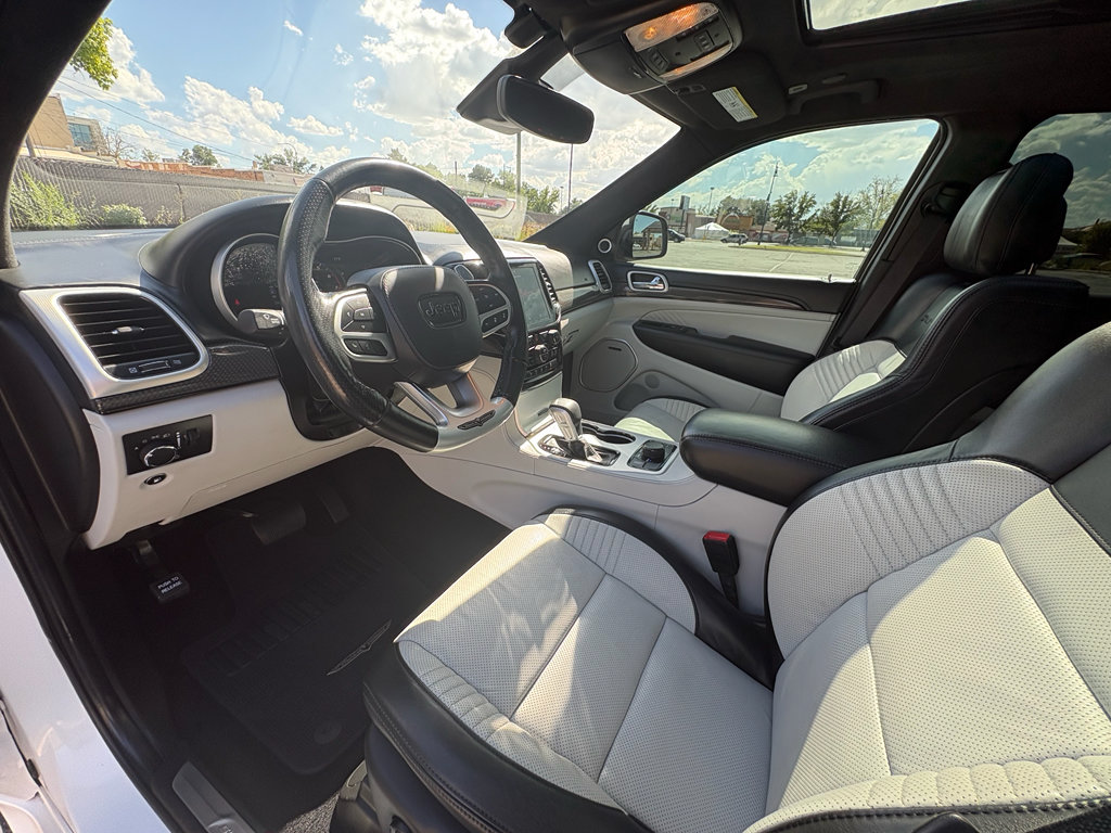 Used 2021 Jeep Grand Cherokee Trackhawk AWD/4WD image 17