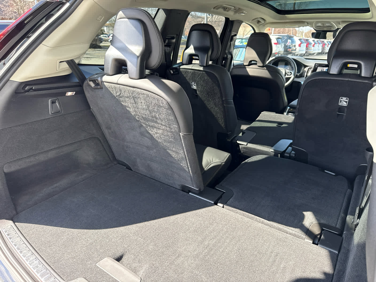 Used 2026 Volvo XC90 B6 Ultra w/ Protection Package Premier image 25