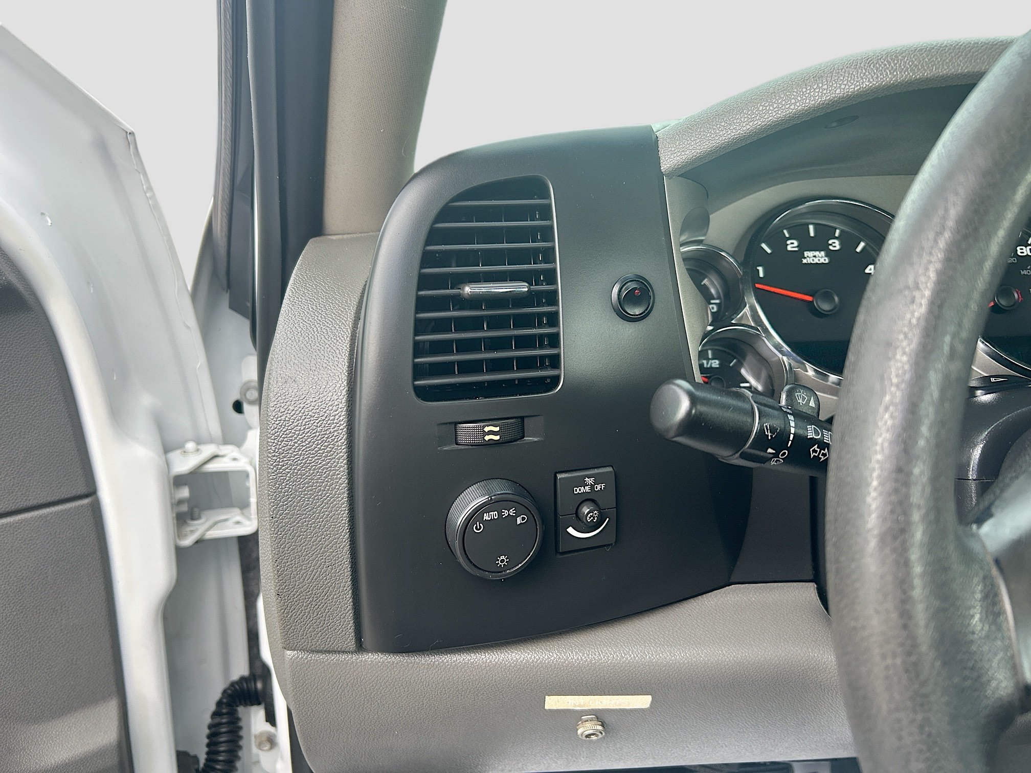 Used 2011 GMC Sierra 3500 W/T RWD image 10
