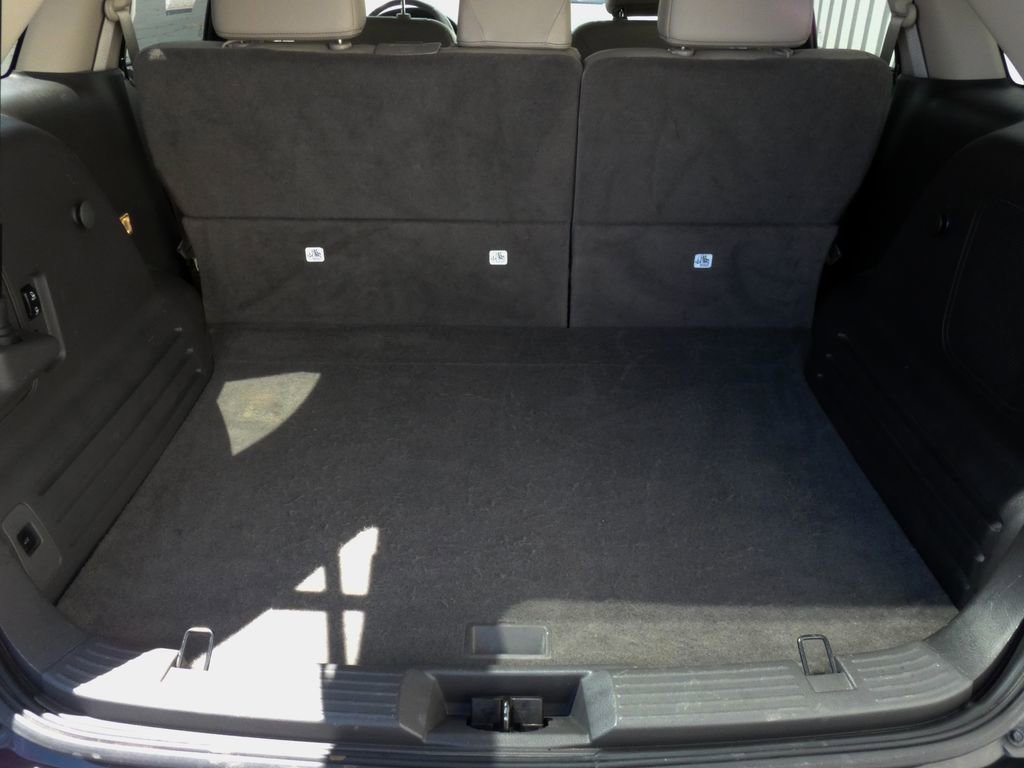 Used 2013 Ford Edge Limited w/ Driver Entry Pkg FWD image 32