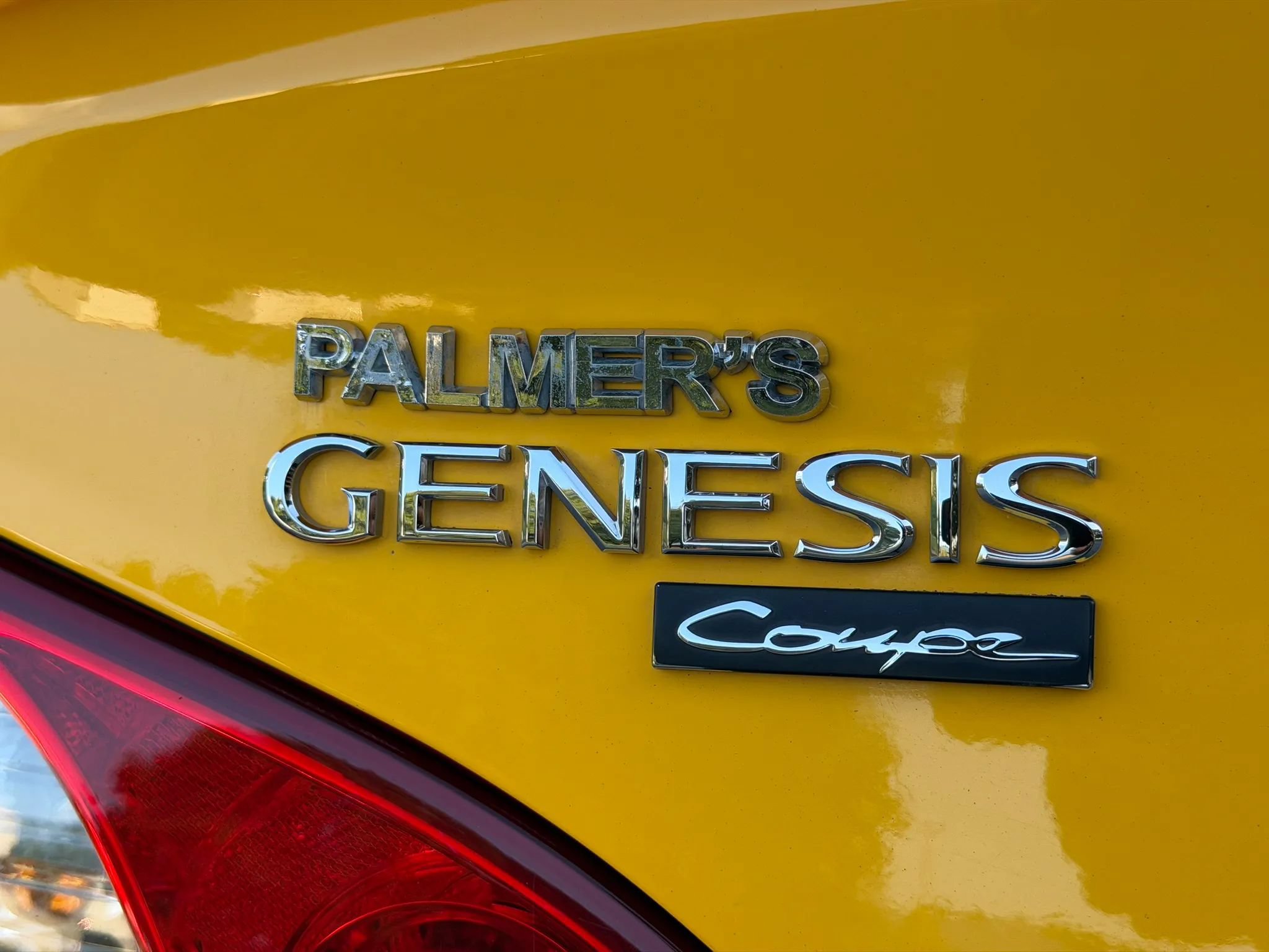 Used 2010 Hyundai Genesis 3.8 RWD image 18