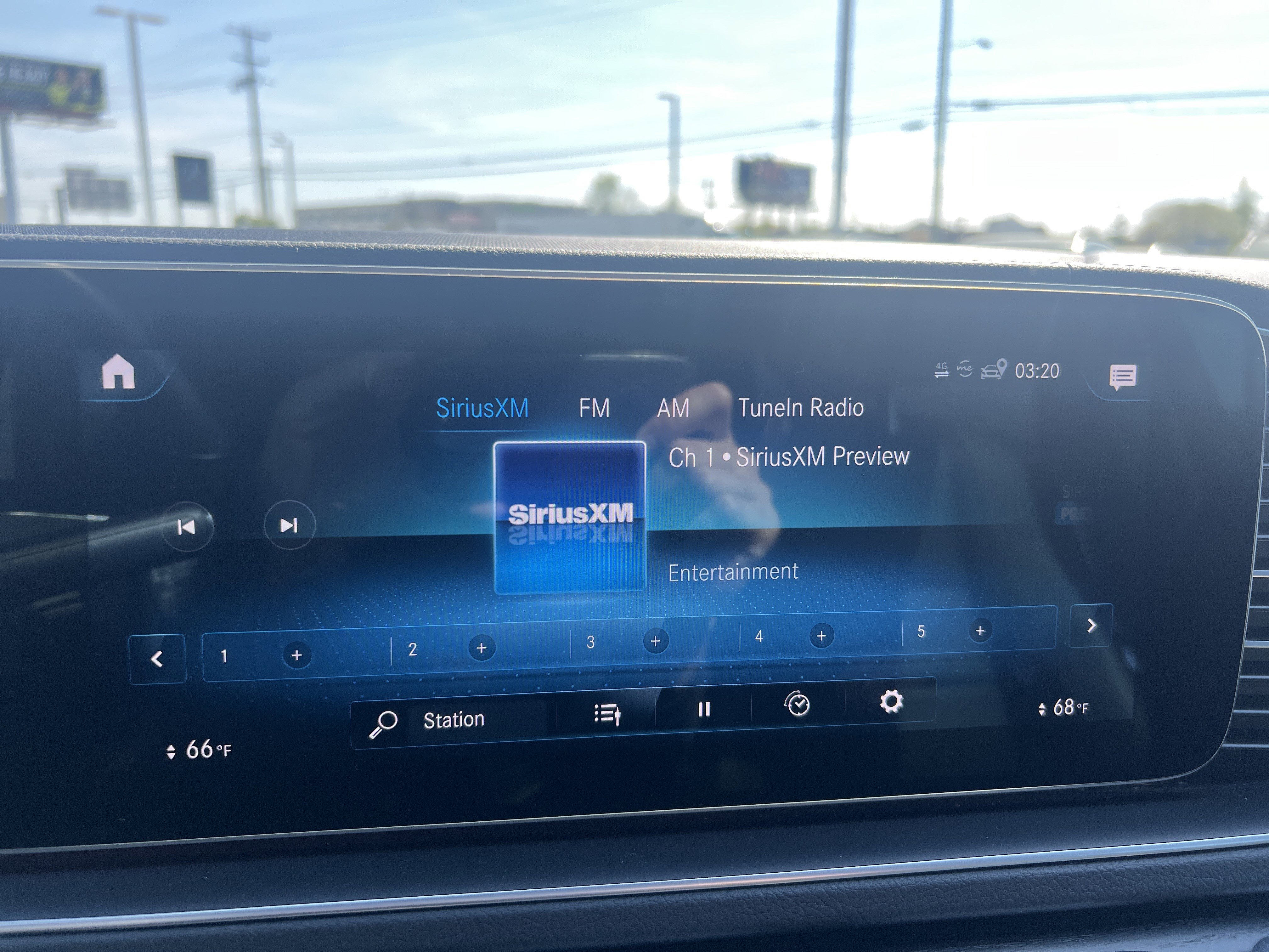 Certified 2022 Mercedes-Benz GLS 450 4MATIC image 23