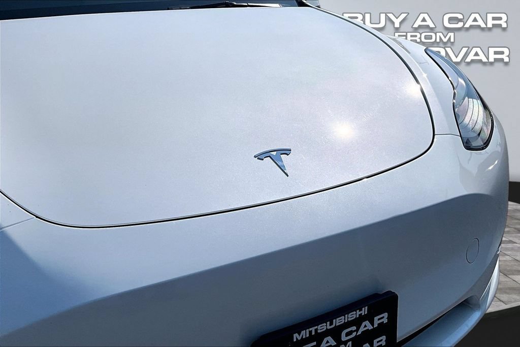 Used 2023 Tesla Model Y Long Range AWD/4WD image 28