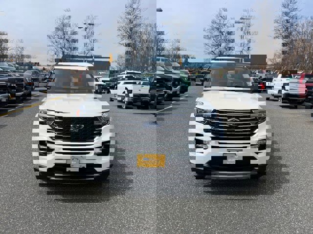 Certified 2023 Ford Explorer XLT w/ Equipment Group 202A image 2