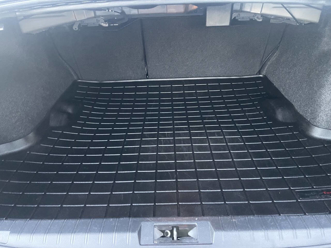 Used 2018 Subaru Legacy 2.5i Premium image 8