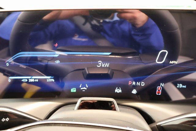 New 2026 Cadillac Vistiq Sport image 15