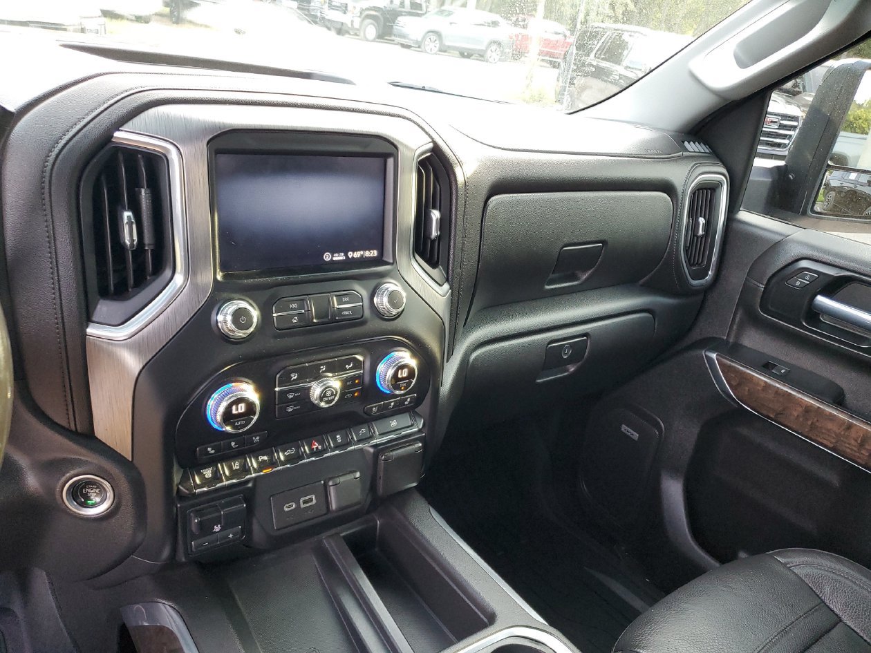 Used 2020 GMC Sierra 3500 Denali w/ Denali Ultimate Package AWD/4WD image 28