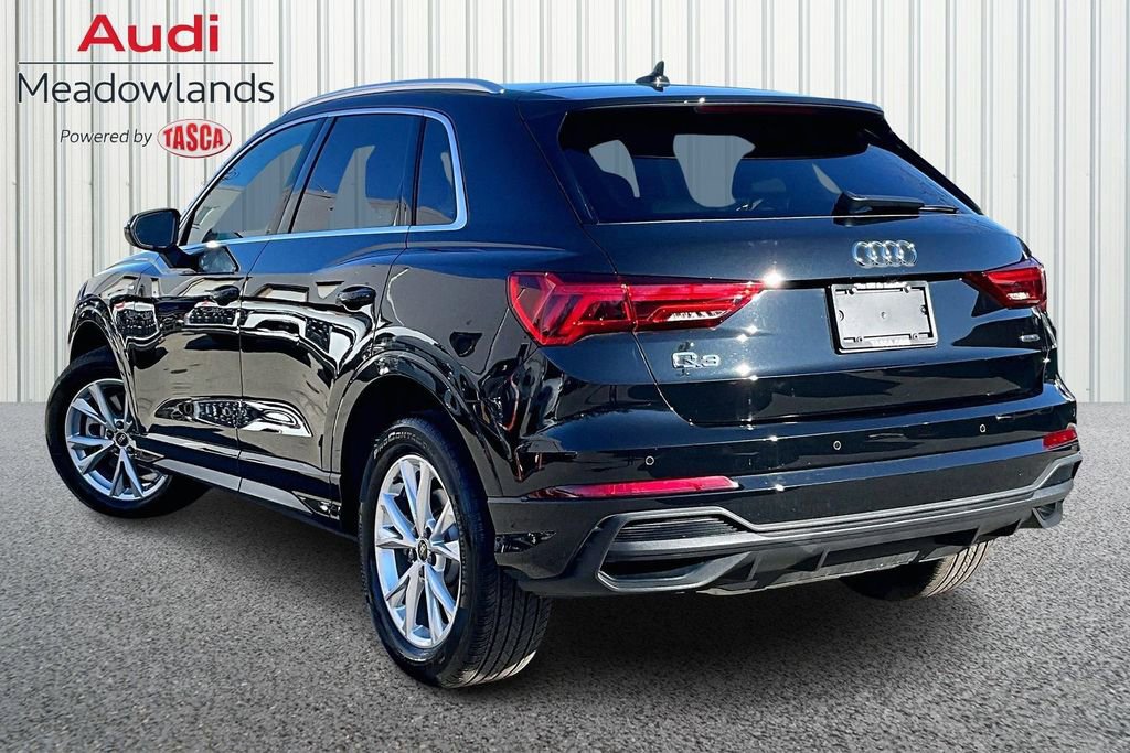 Used 2025 Audi Q3 2.0T Premium w/ Convenience Package image 4