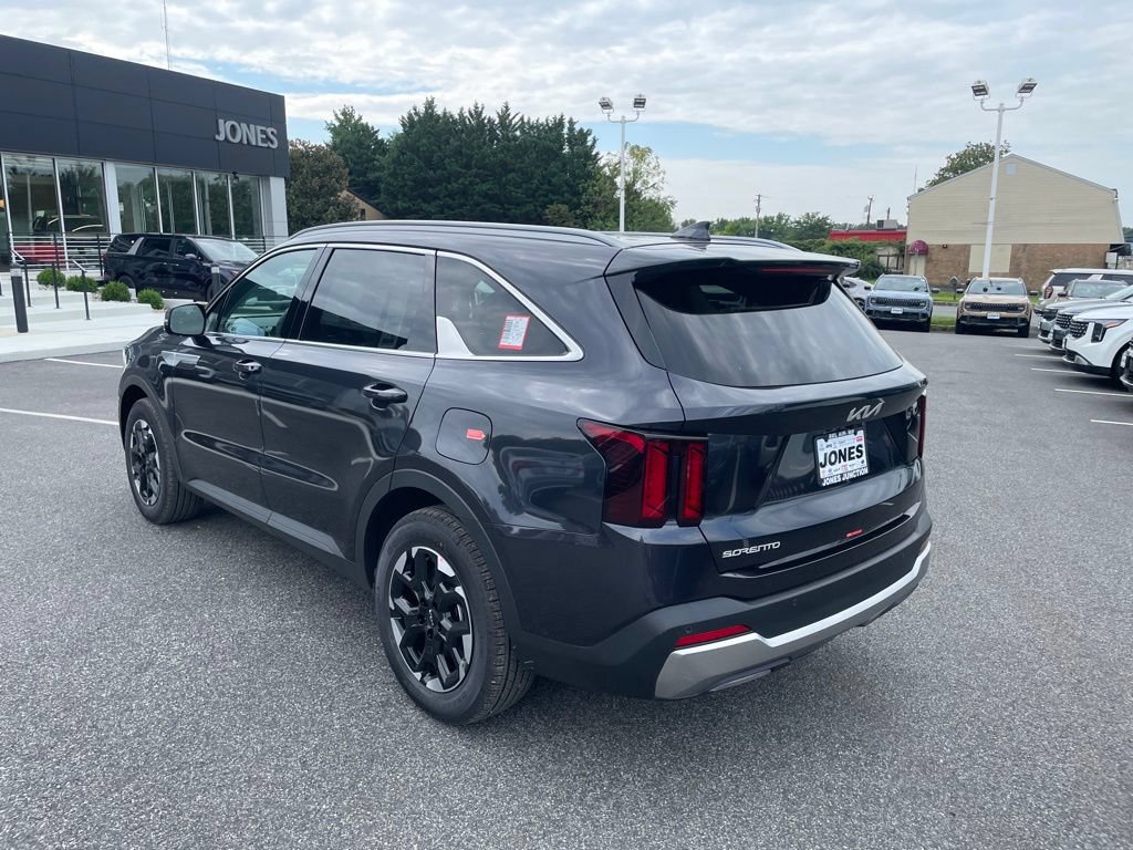 New 2026 Kia Sorento S w/ S Panoramic Sunroof Package FWD image 5