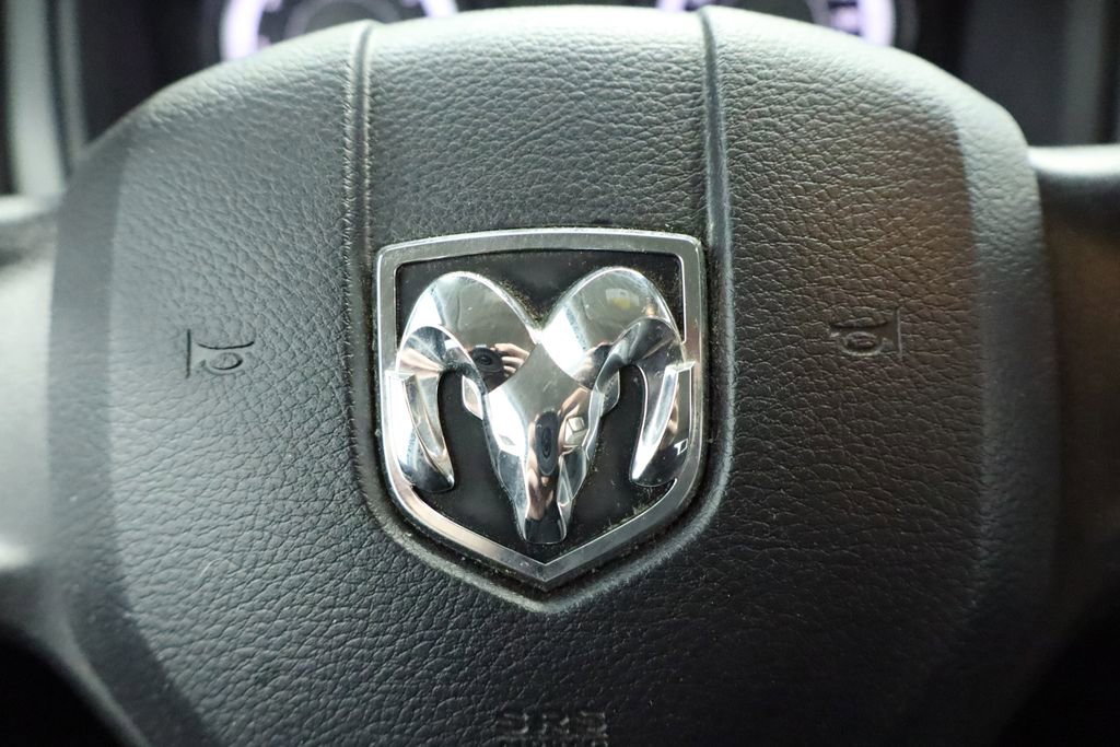 Certified 2018 RAM 1500 Express w/ Express Value Package AWD/4WD image 37