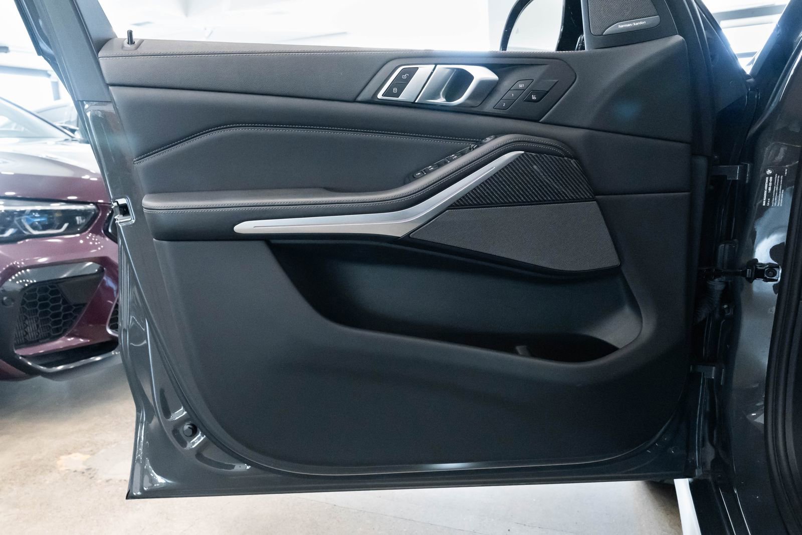 Used 2023 BMW X5 M50i w/ Executive Package image 18