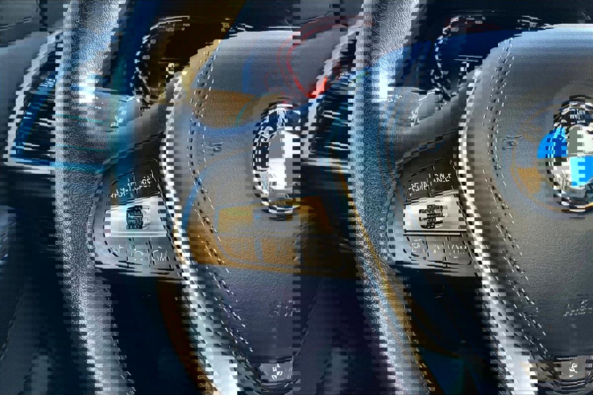 Used 2022 BMW X5 xDrive40i w/ Premium Package image 15