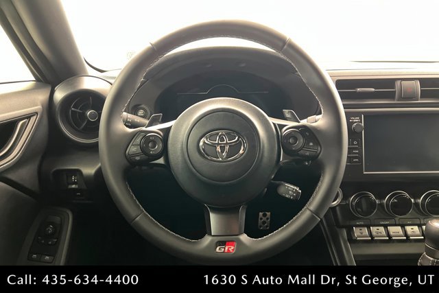 Used 2023 Toyota GR86 Premium w/ ALL Weather Mat Package (TMS) RWD image 12