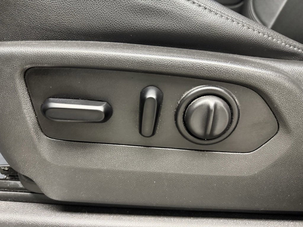 Used 2021 Chevrolet Silverado 1500 LTZ image 25