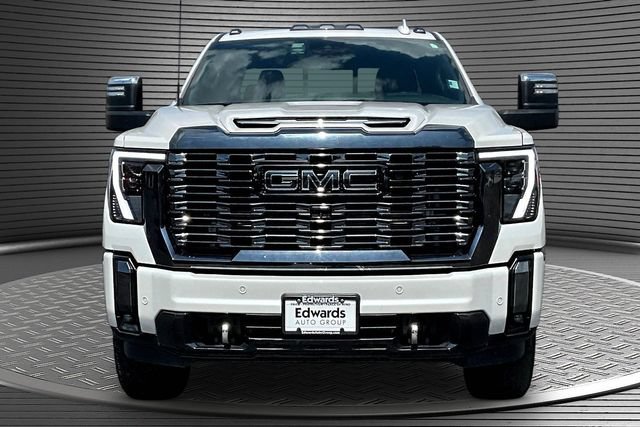 Used 2024 GMC Sierra 2500 Denali Ultimate AWD/4WD image 2