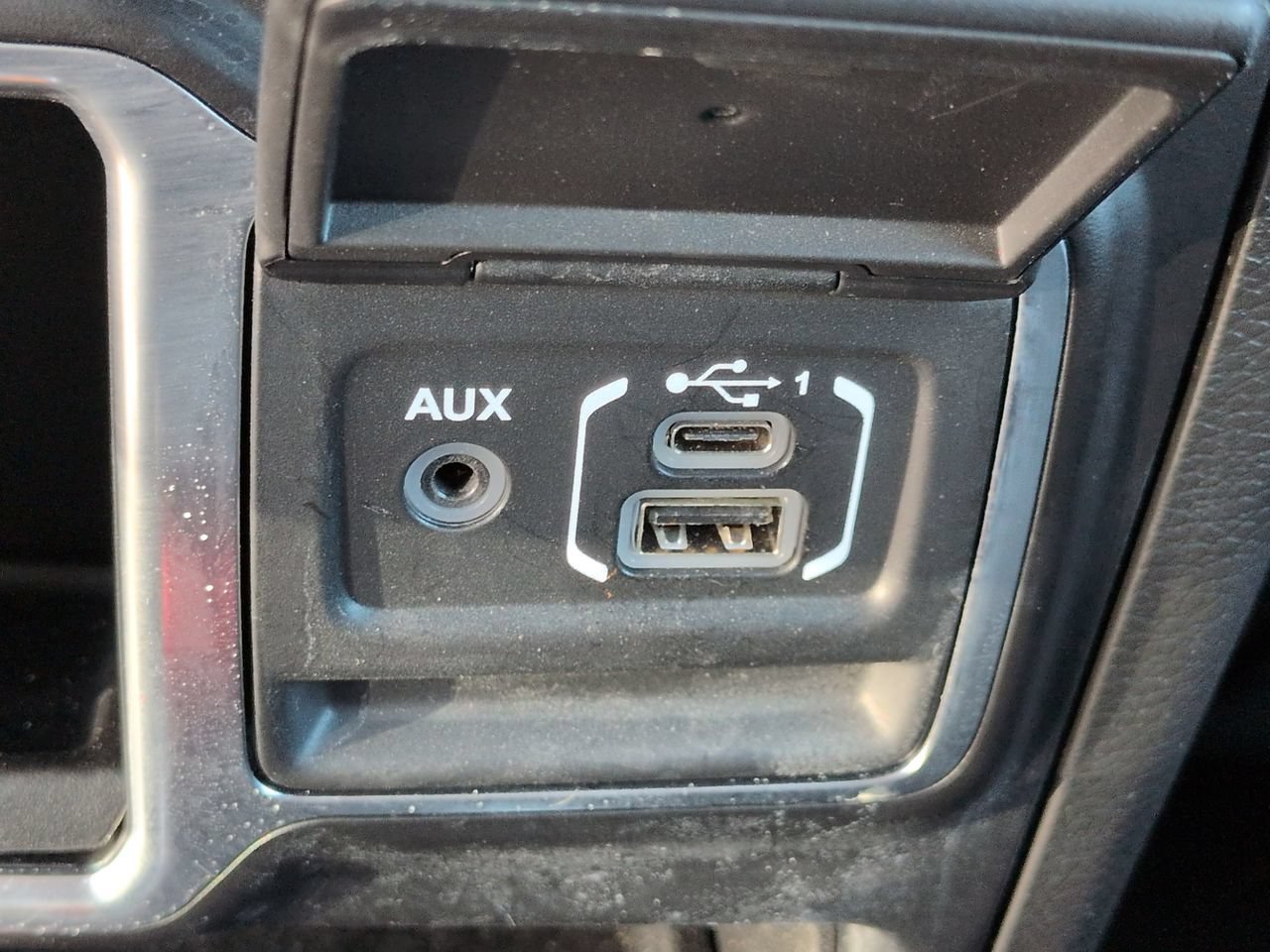 Used 2022 Jeep Wrangler Sport AWD/4WD image 19