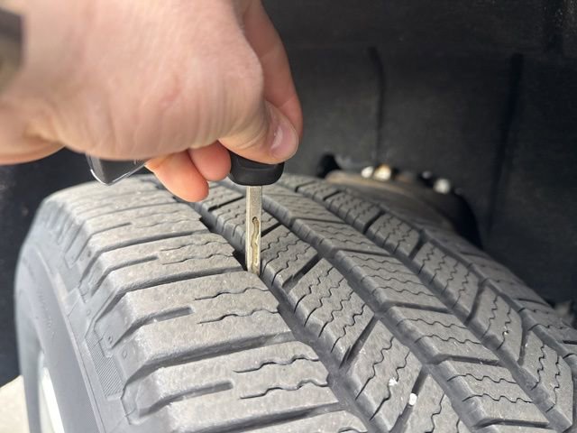 Used 2016 GMC Sierra 1500 Denali w/ Enhanced Driver Alert Package image 11