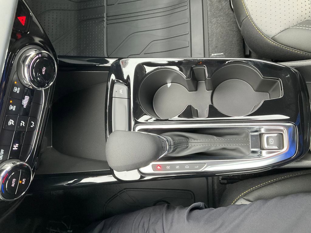 New 2026 Chevrolet Trax LT FWD image 9