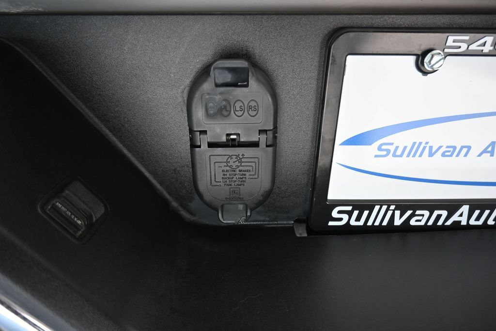 Used 2021 Chevrolet Silverado 1500 LTZ w/ Safety Package II AWD/4WD image 50