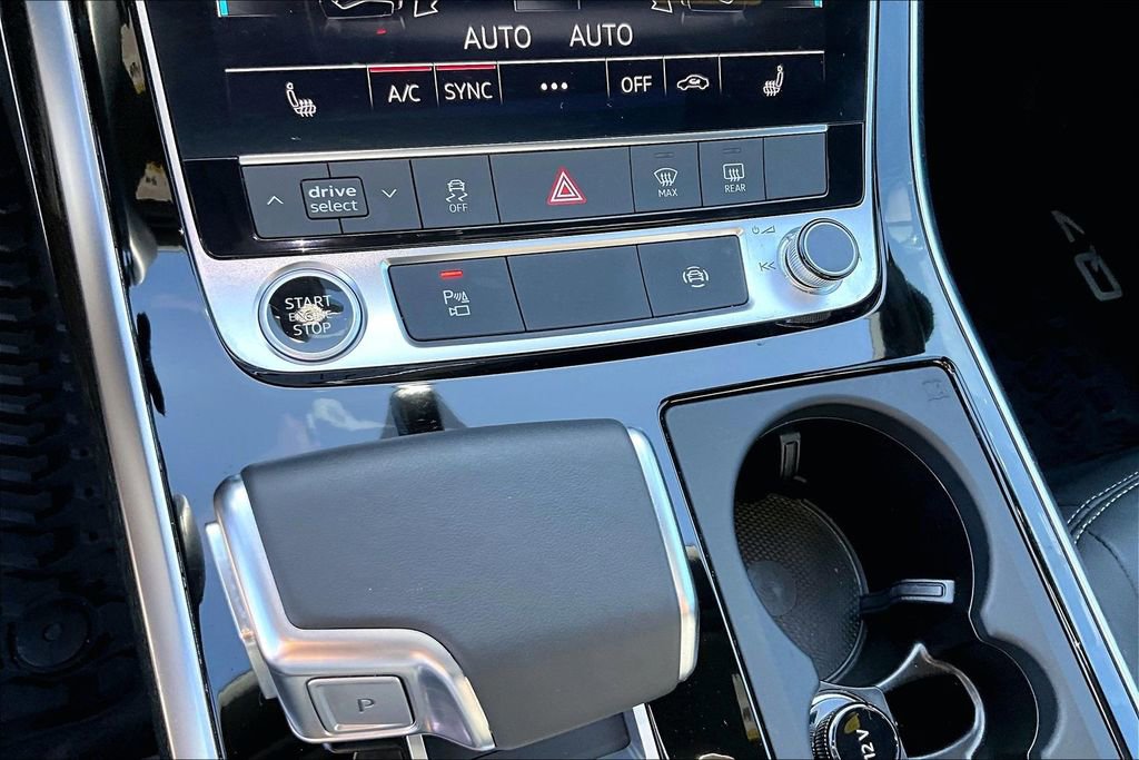 Used 2025 Audi Q7 2.0T Premium w/ Convenience Plus Package image 29