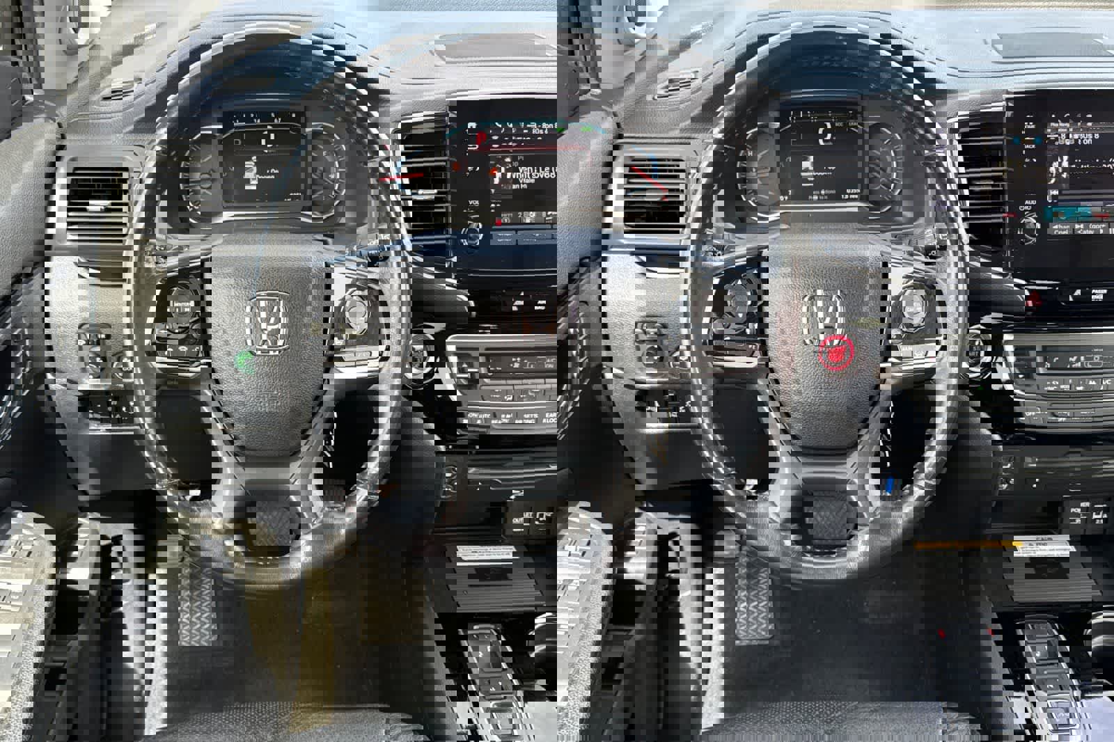 Used 2019 Honda Pilot Elite image 14