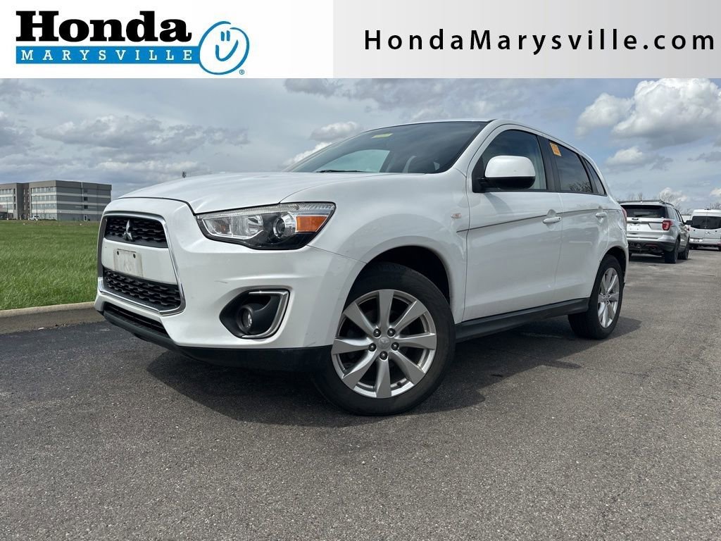 Used 2013 Mitsubishi Outlander Sport ES image 1