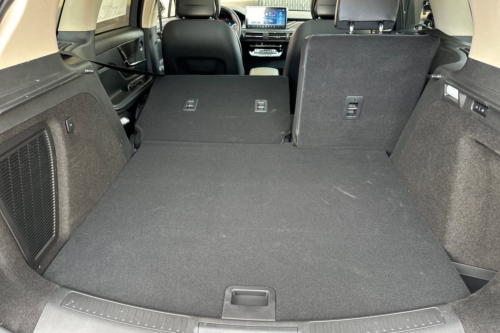 New 2025 Lincoln Corsair Grand Touring w/ Equipment Group 302A image 14