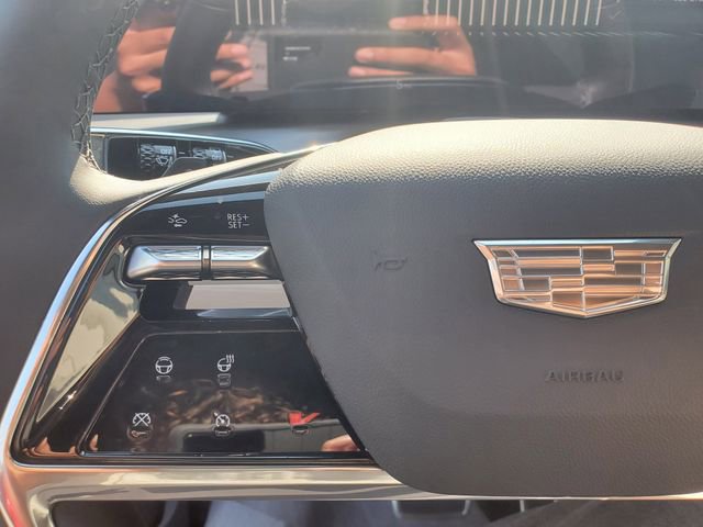 New 2026 Cadillac Vistiq Sport w/ LPO, Floor Liner Package image 10