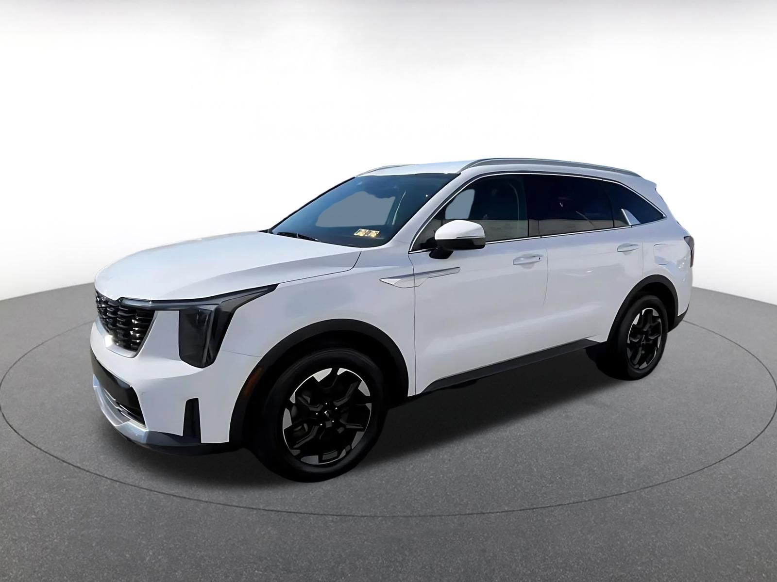 Used 2024 Kia Sorento S image 8